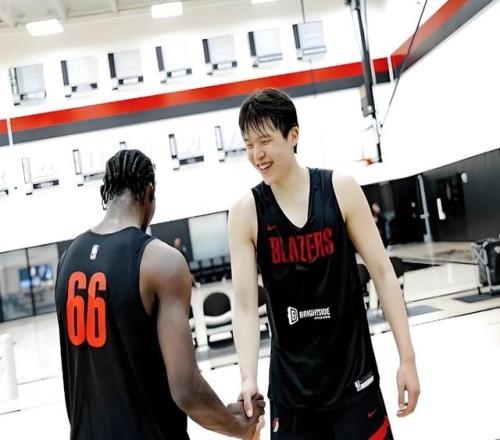 中国体育产,业迈向未来,十年,爱游戏app,爱游戏官网,爱游戏体育官网,爱游戏体育app